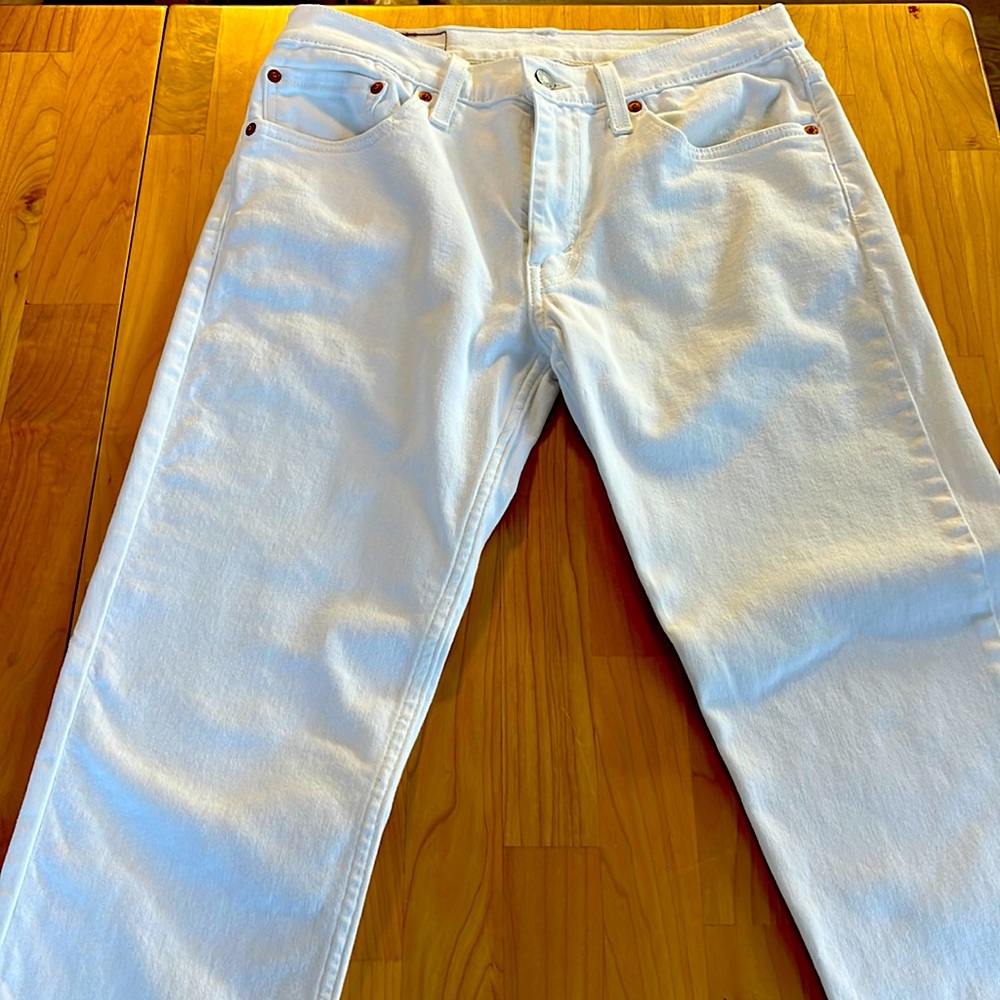 Men’s Levi 511 white jeans. W31 L30. Pet free, smoke free home. Perfect.